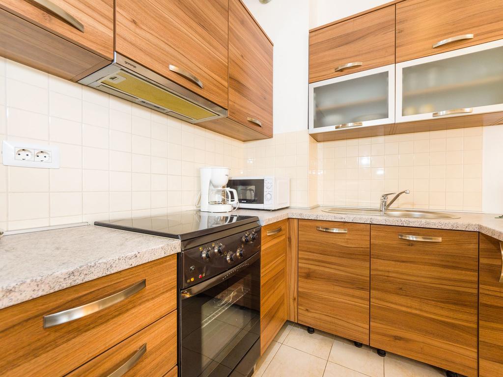Populare Charming Lägenhet Zadar Exteriör bild